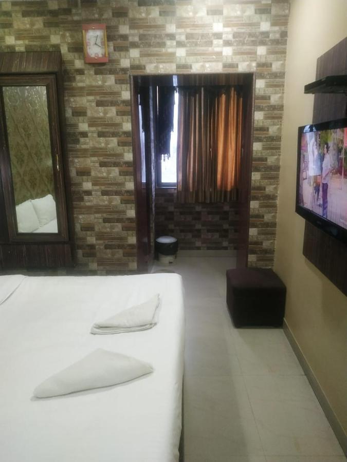 Hotel Diamond Suites Καλκούτα Εξωτερικό φωτογραφία