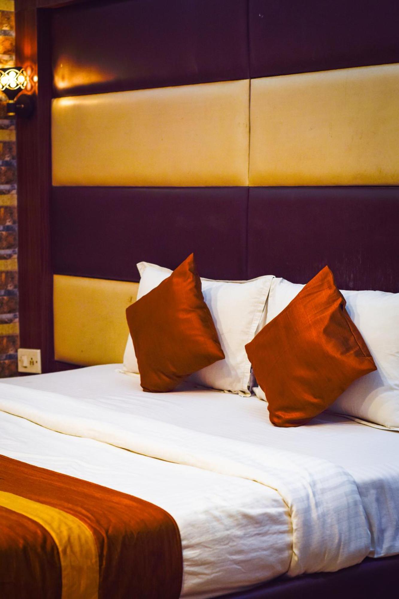 Hotel Diamond Suites Καλκούτα Εξωτερικό φωτογραφία